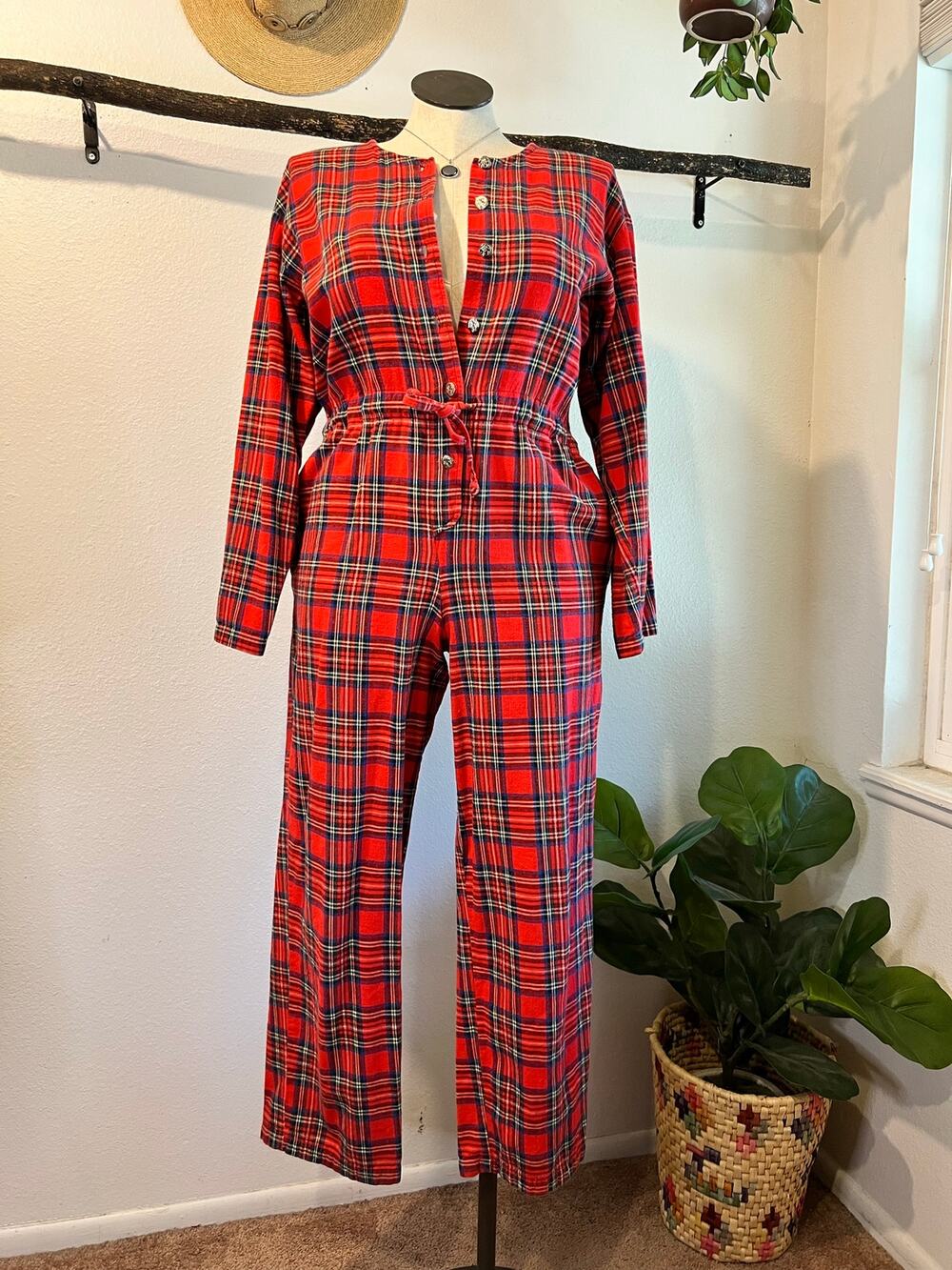 Vintage Red Flannel Cotton Silver Button Jumpsuit One Piece Pajama Size Large